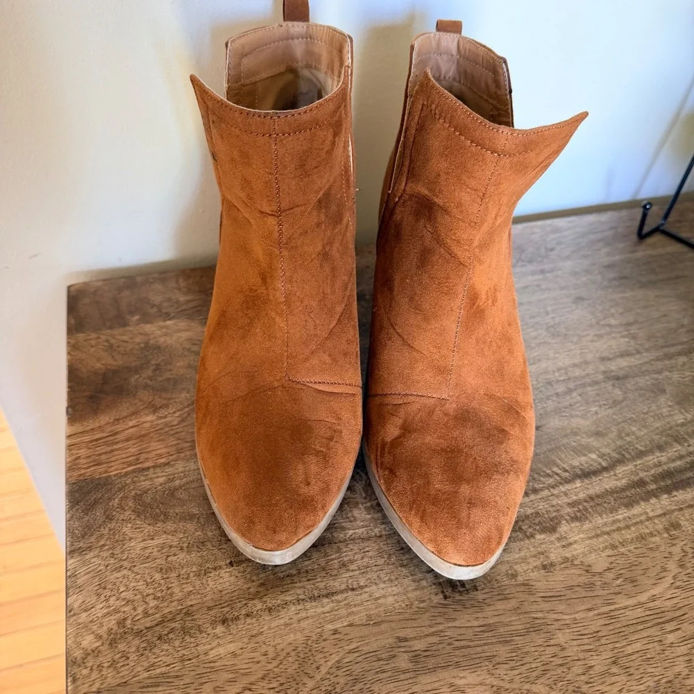 Boho Western Slouch Ankle Boots Cognac Faux Suede Festival Cowgirl Size 8.5 Boho